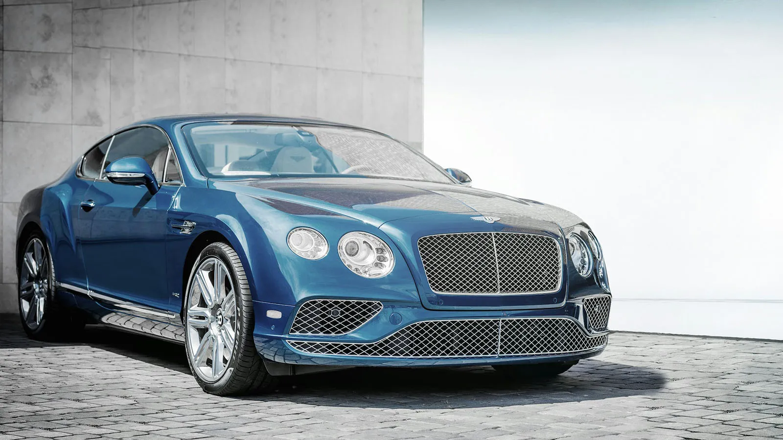 Bentley bodywork and paint repair at OH Works in Fairford